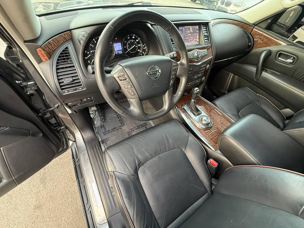 Nissan Armada Platinum AWD 2017