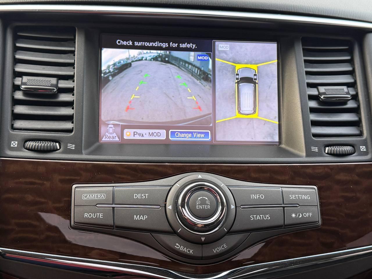 Nissan Armada Platinum AWD 2017