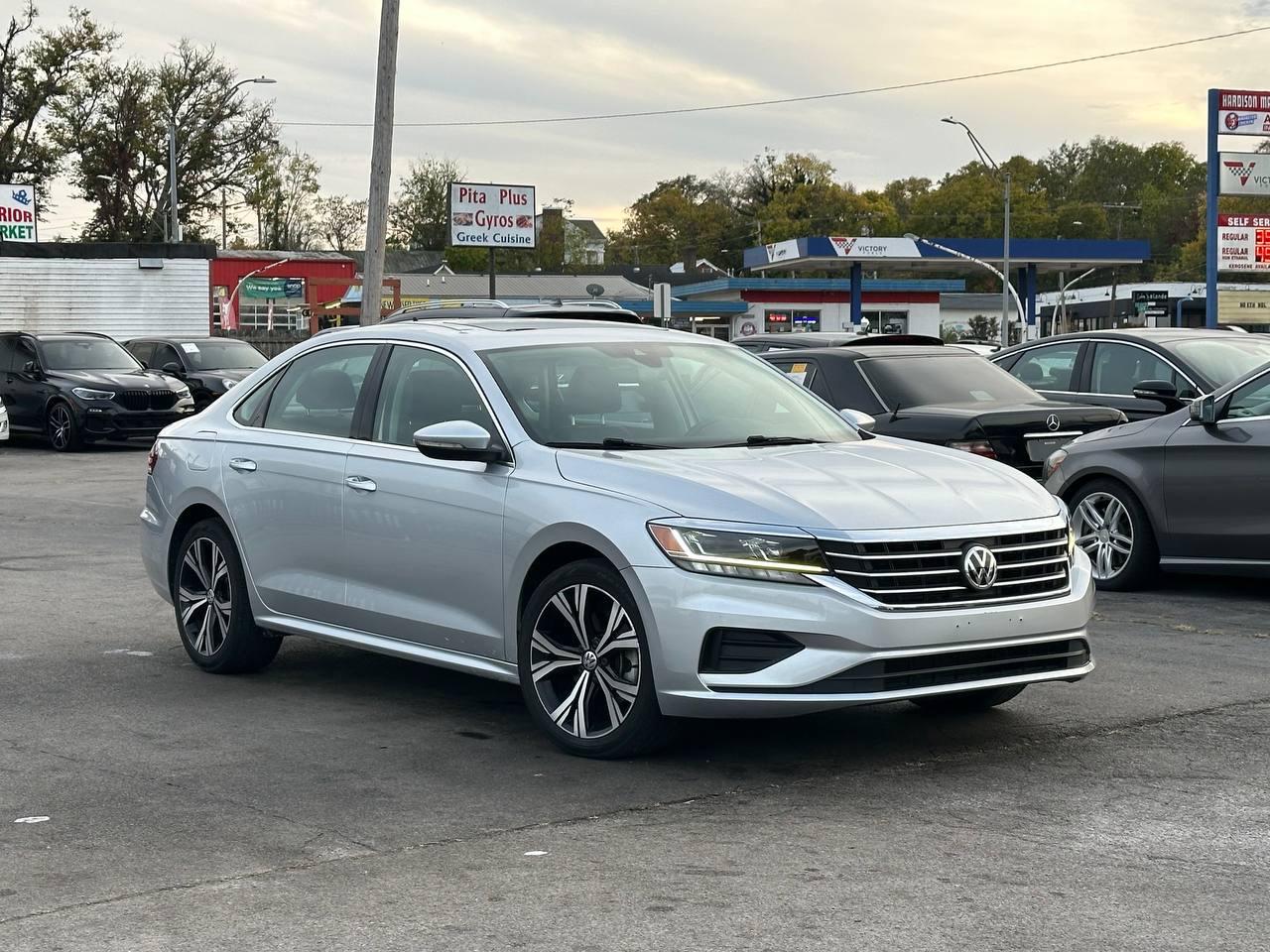 Volkswagen Passat SE 2021
