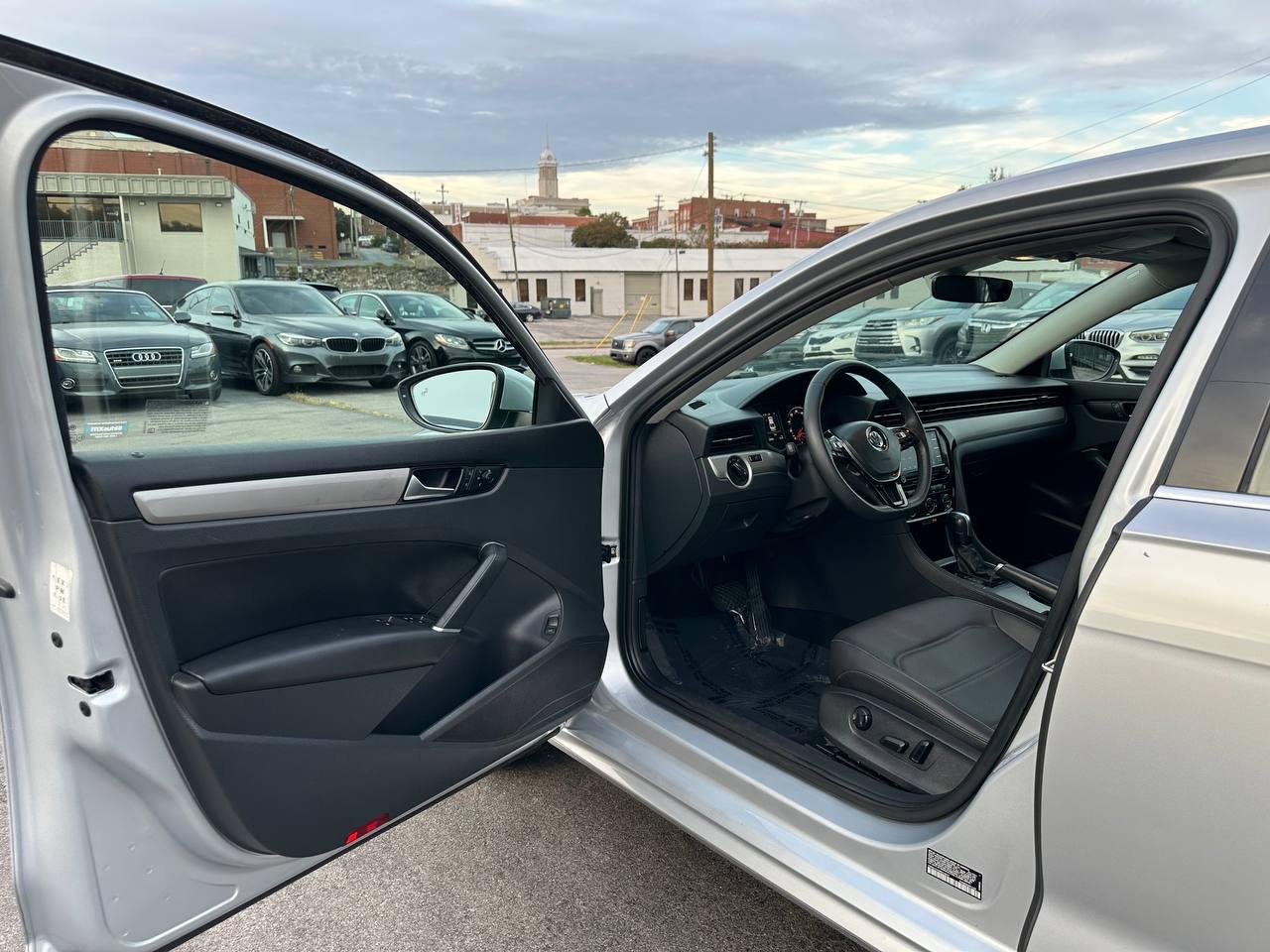 Volkswagen Passat SE 2021