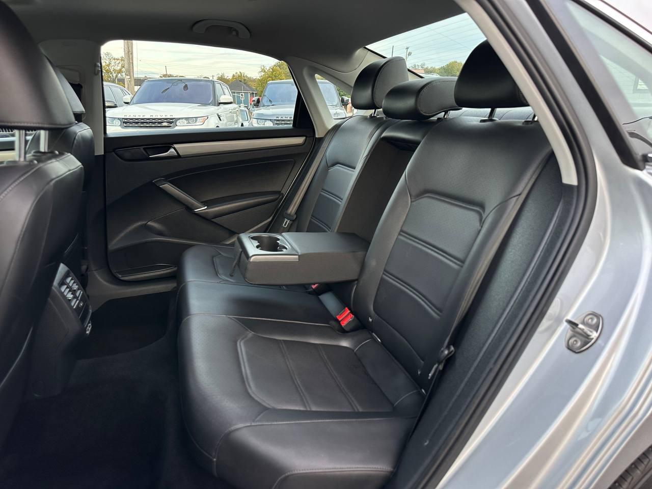 Volkswagen Passat SE 2021