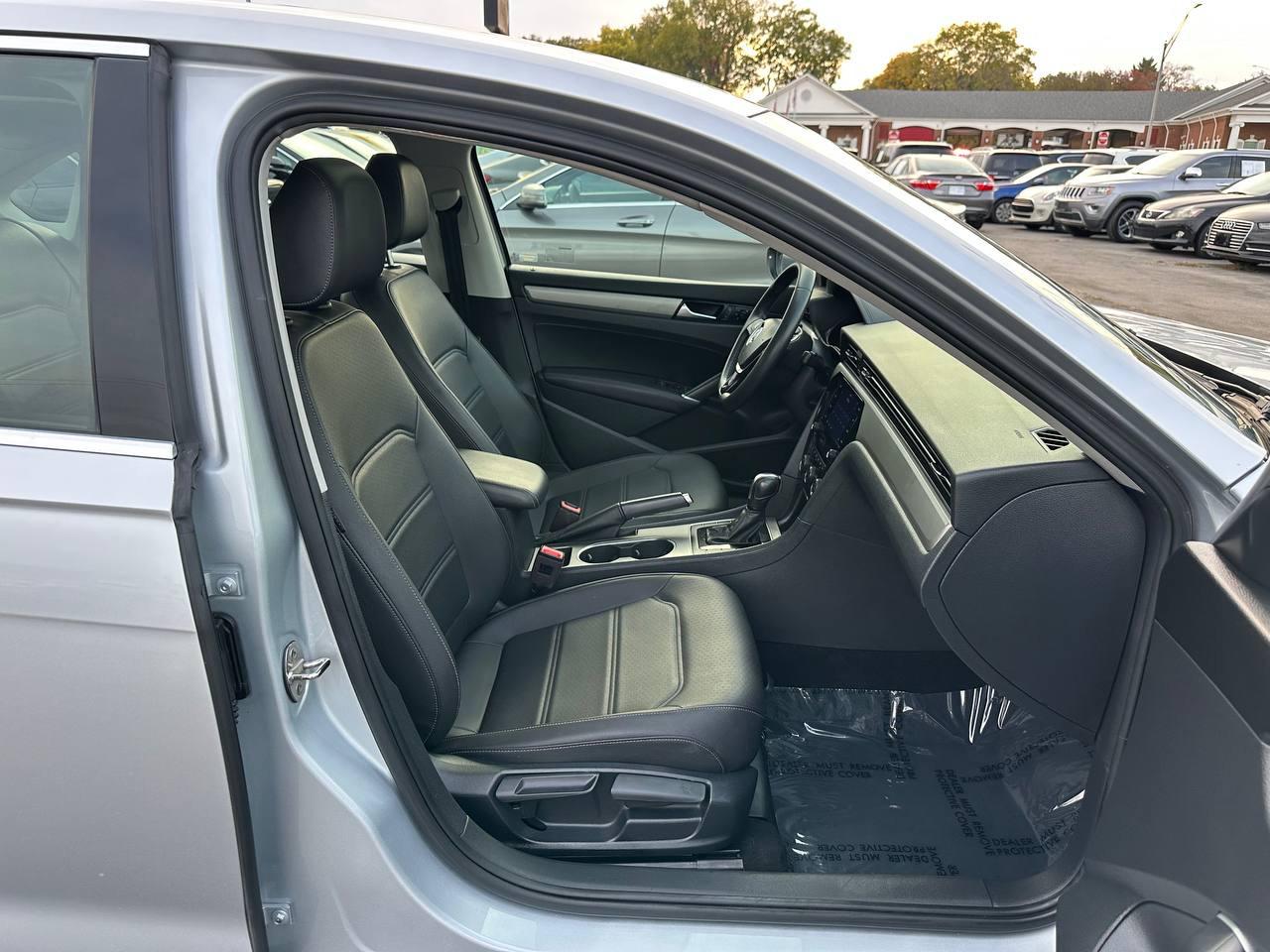 Volkswagen Passat SE 2021