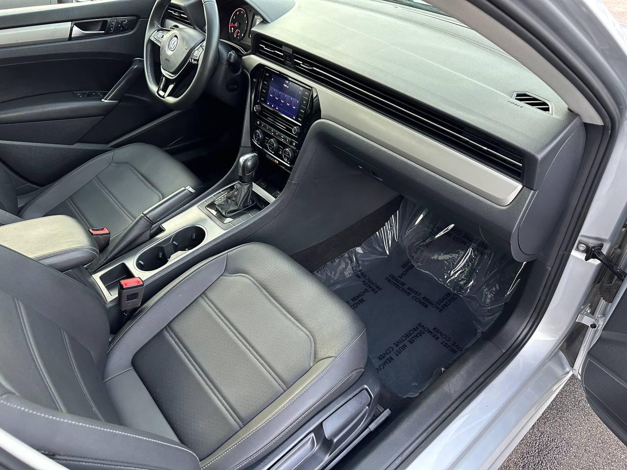 Volkswagen Passat SE 2021