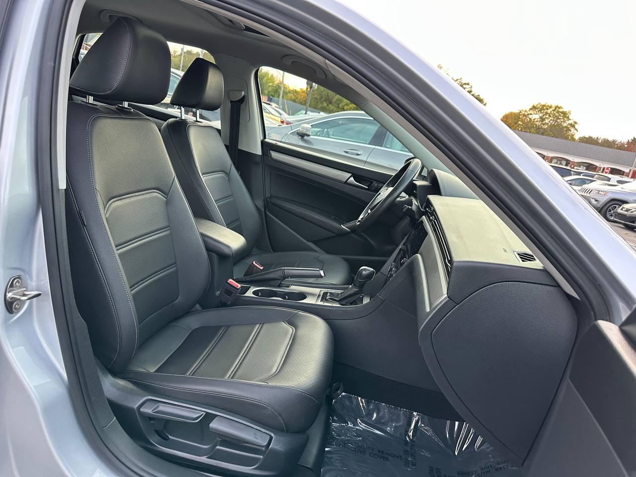 Volkswagen Passat SE 2021