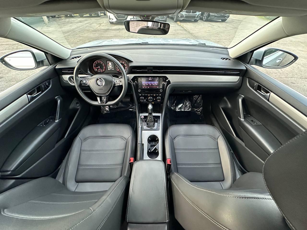 Volkswagen Passat SE 2021