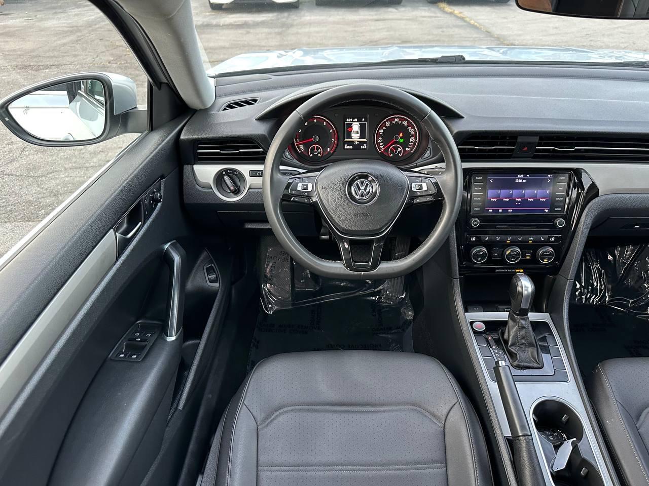 Volkswagen Passat SE 2021