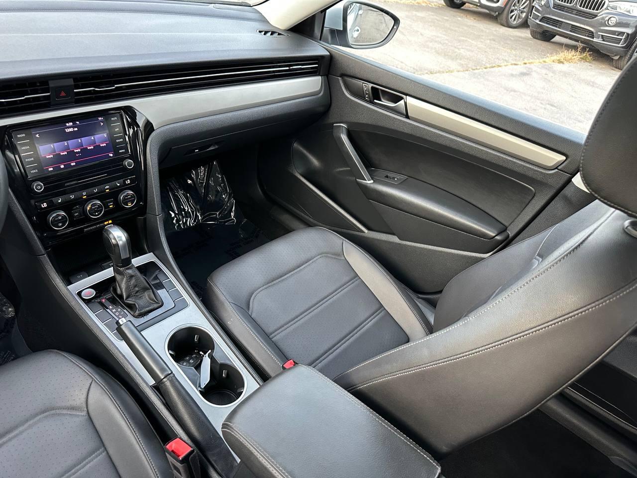 Volkswagen Passat SE 2021