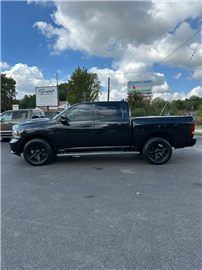 2016 RAM 1500 Sport Crew Cab SWB 4WD