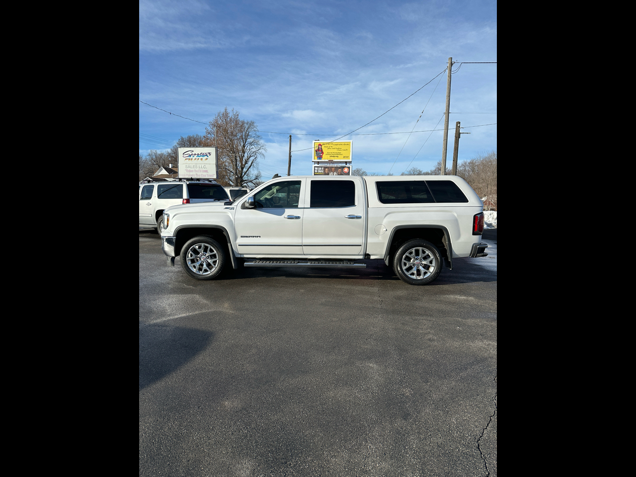 2017 GMC Sierra 1500 SLT Crew Cab  Short Box 4WD
