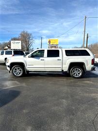 2017 GMC Sierra 1500 SLT Crew Cab  Short Box 4WD