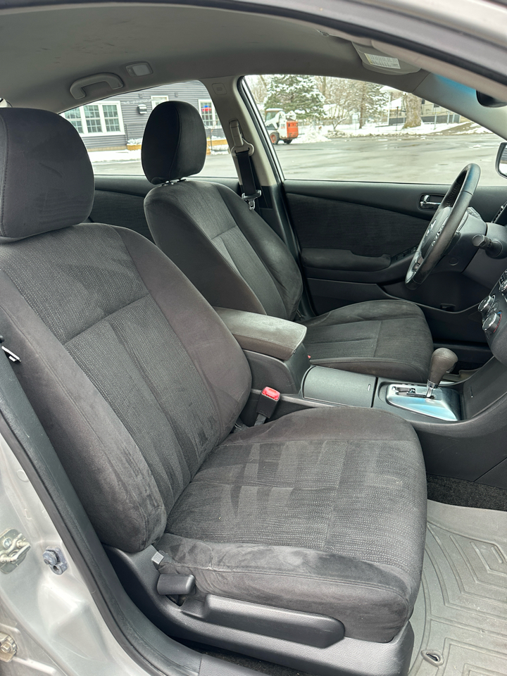 Nissan Altima 2.5 2012