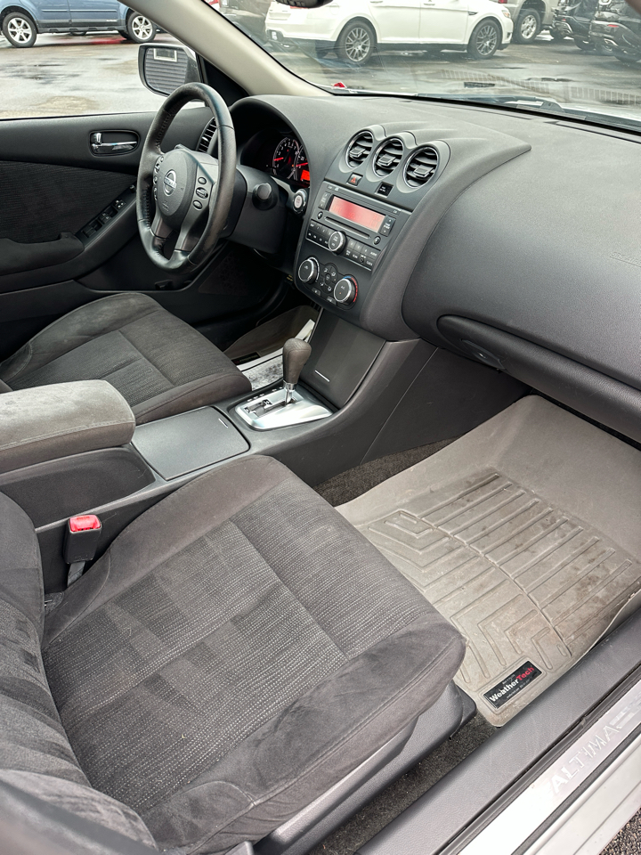 Nissan Altima 2.5 2012