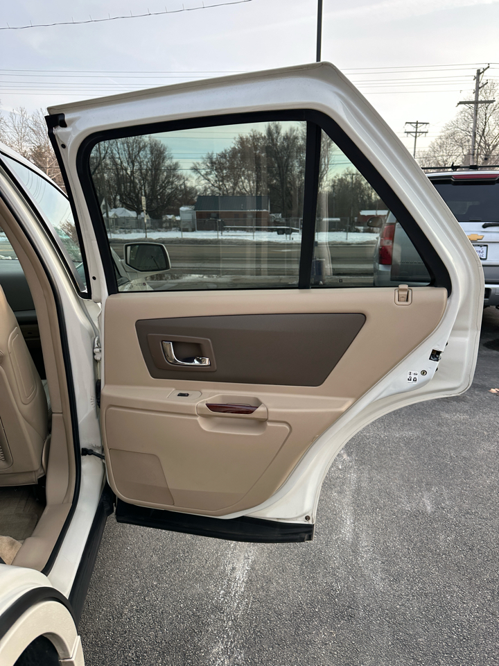 Cadillac SRX V6 2006