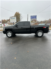 2011 Chevrolet Silverado 1500 LT Ext. Cab Long Box 4WD