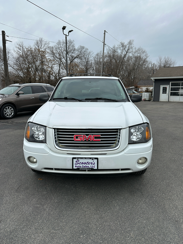 GMC Envoy SLE-1 4WD 2008