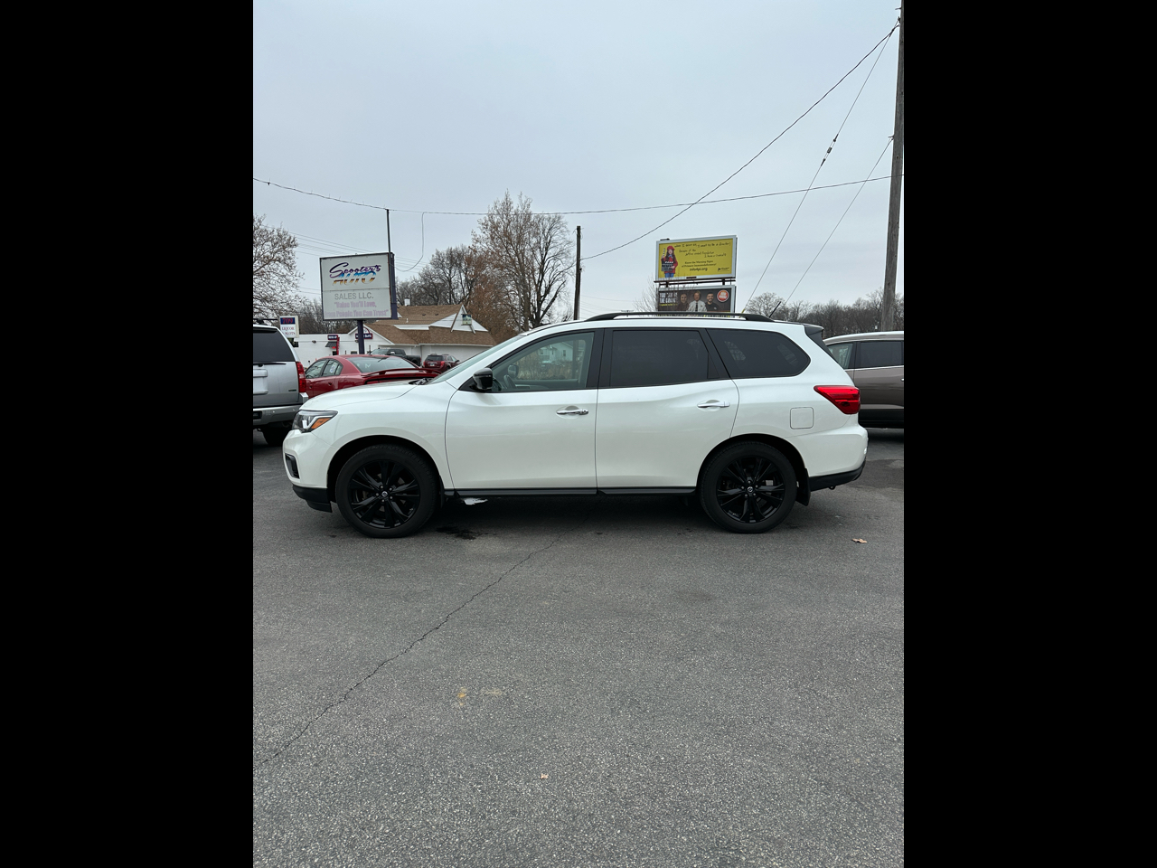 2018 Nissan Pathfinder SL