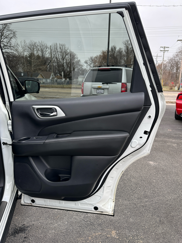 Nissan Pathfinder Platinum 4WD 2018