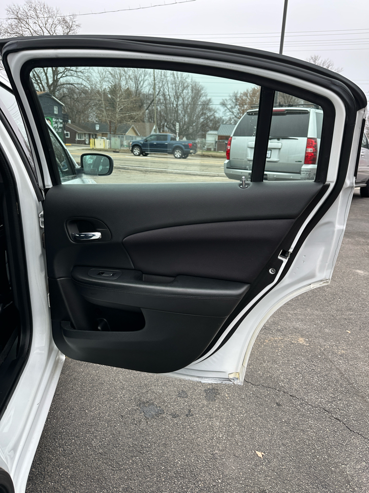 Chrysler 200 Touring 2013