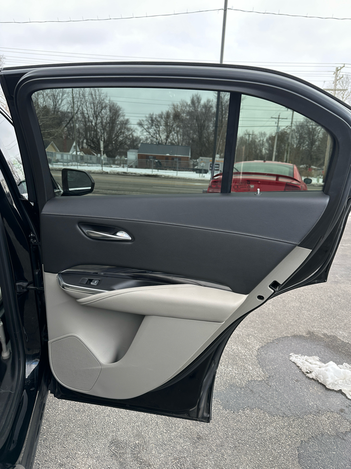 Cadillac XT4 Luxury AWD 2019