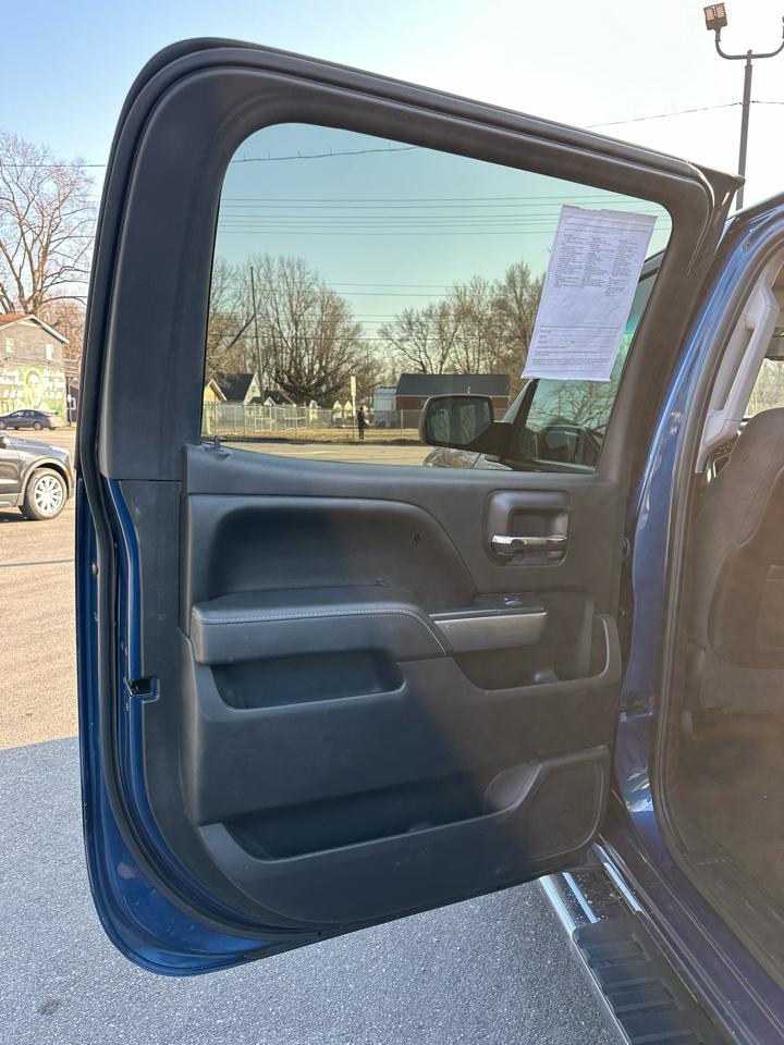 Chevrolet Silverado 1500 4WD Crew Cab 143.5" LT 2015