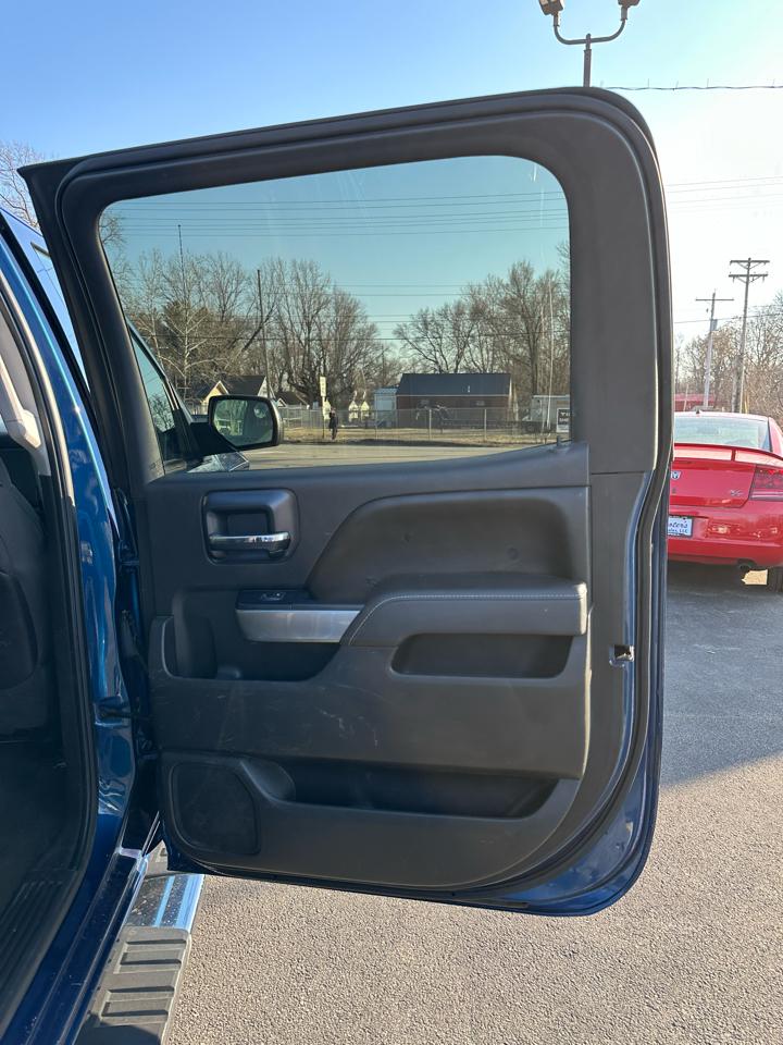 Chevrolet Silverado 1500 4WD Crew Cab 143.5" LT 2015