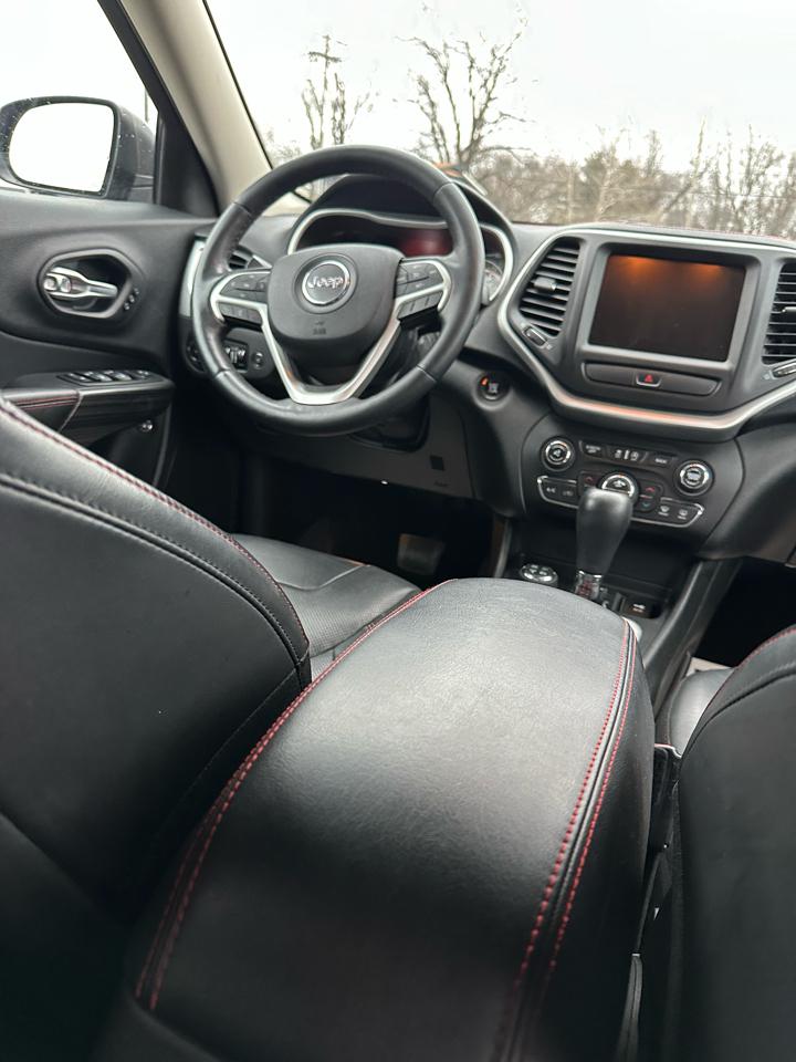 Jeep Cherokee Trailhawk 4WD 2015