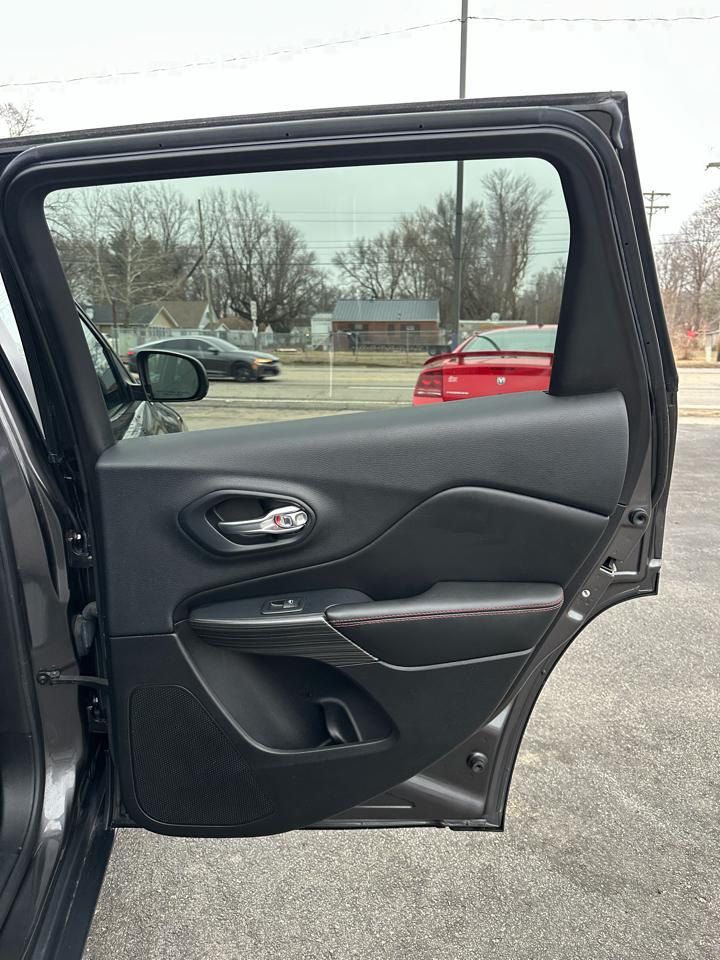 Jeep Cherokee Trailhawk 4WD 2015