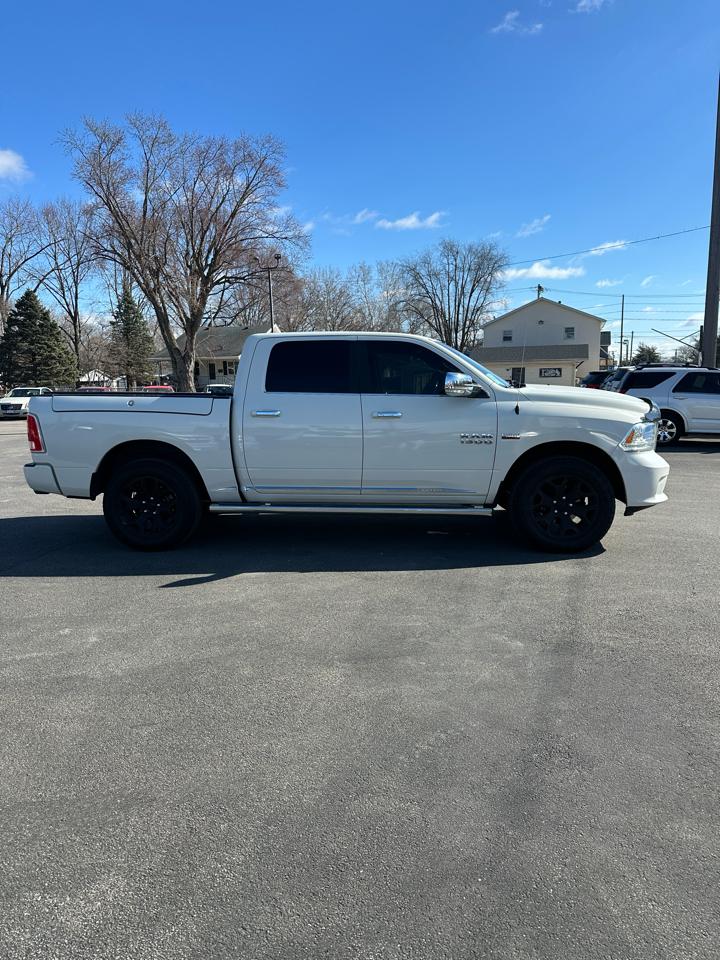 RAM 1500 4WD Crew Cab 140.5" Laramie Limited *Ltd Avail* 2018