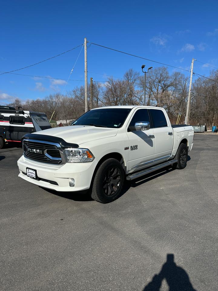 RAM 1500 4WD Crew Cab 140.5" Laramie Limited *Ltd Avail* 2018