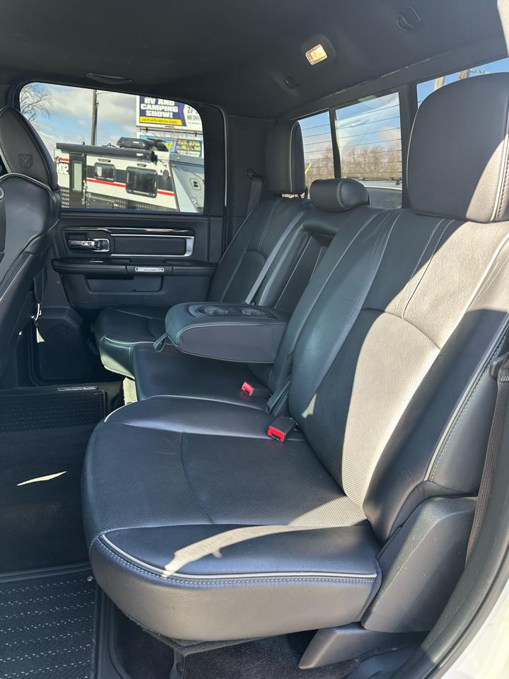 RAM 1500 4WD Crew Cab 140.5" Laramie Limited *Ltd Avail* 2018