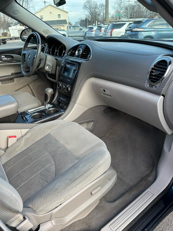 Buick Enclave Convenience FWD 2017