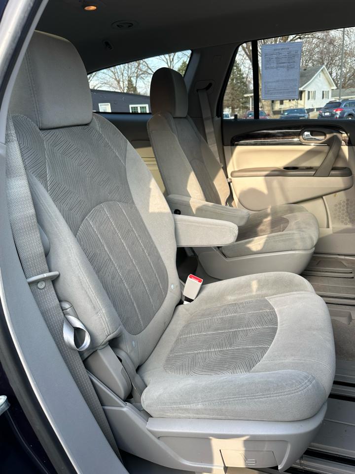 Buick Enclave Convenience FWD 2017