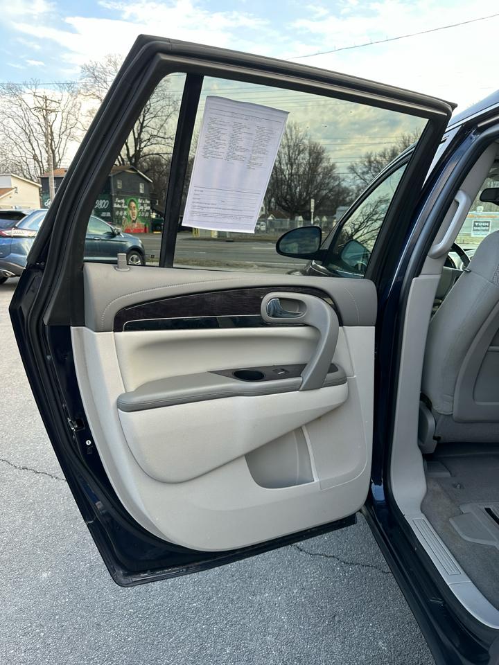 Buick Enclave Convenience FWD 2017