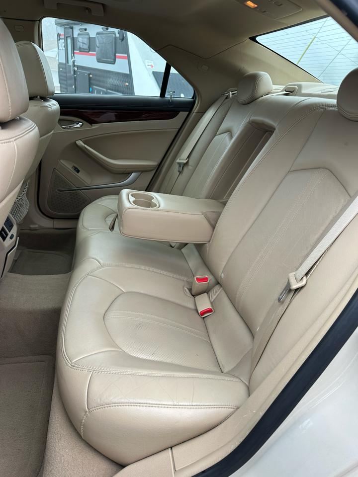 Cadillac CTS 3.0L Luxury AWD 2011