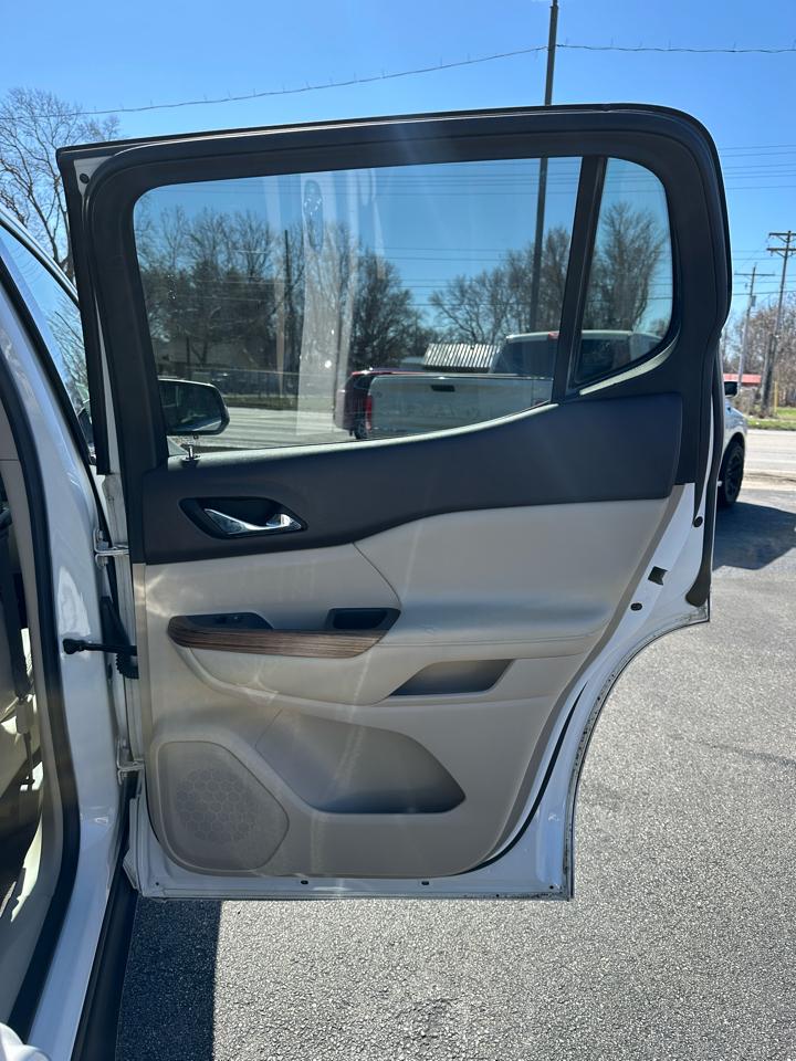 GMC Acadia Denali AWD 2017