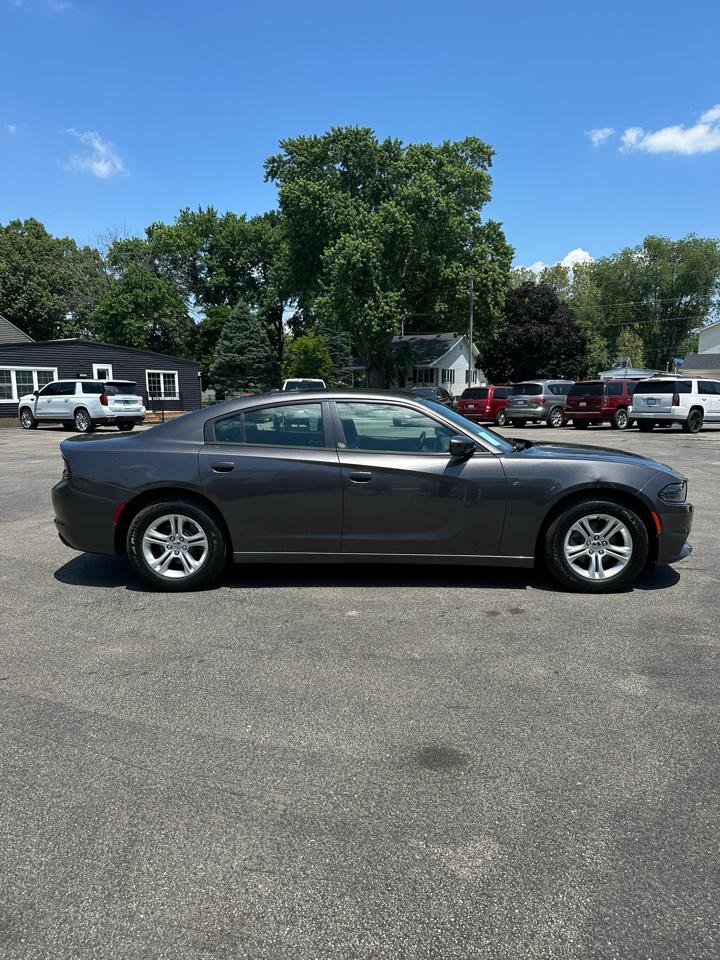 Dodge Charger SE 2015