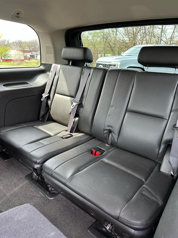 GMC Yukon Denali 4WD 2011