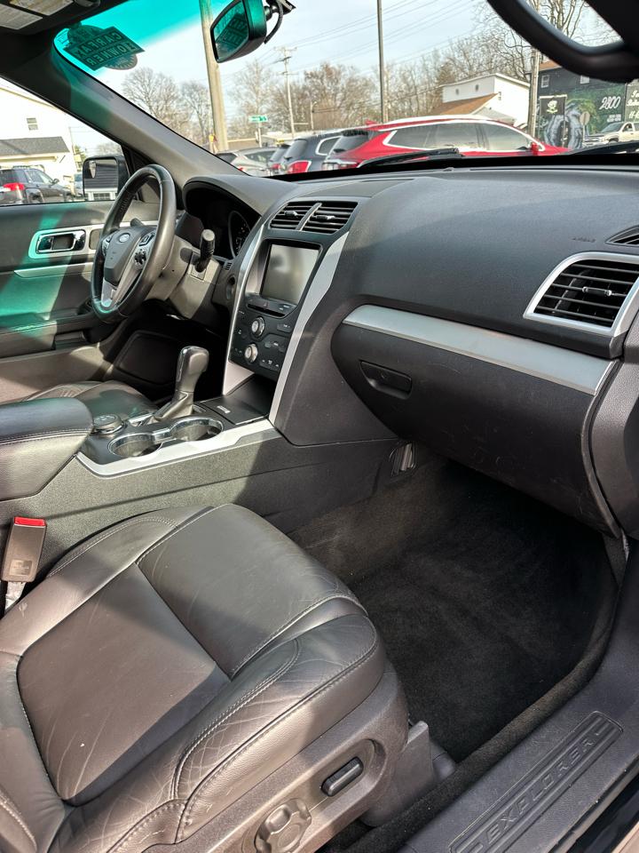 Ford Explorer XLT 4WD 2014