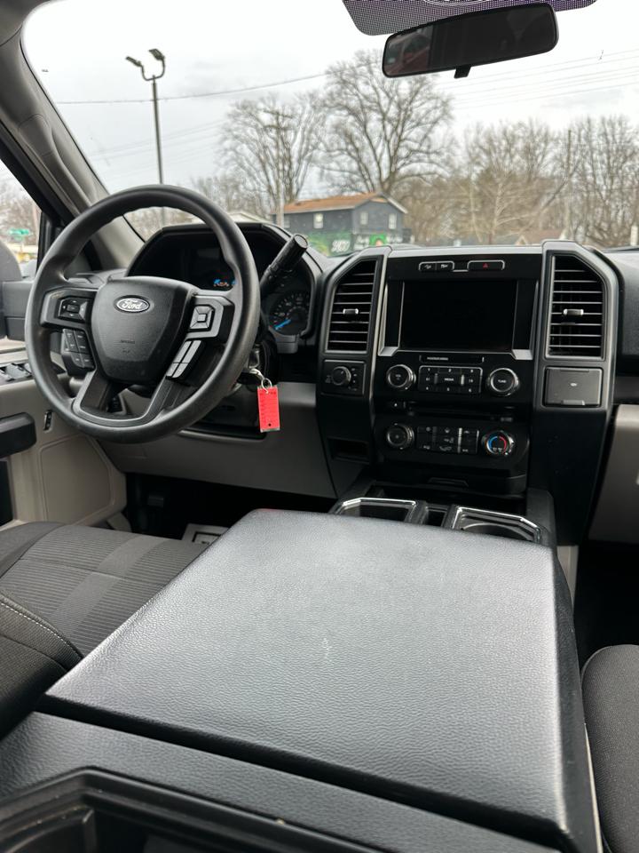 Ford F-150 FX4 4WD 2017