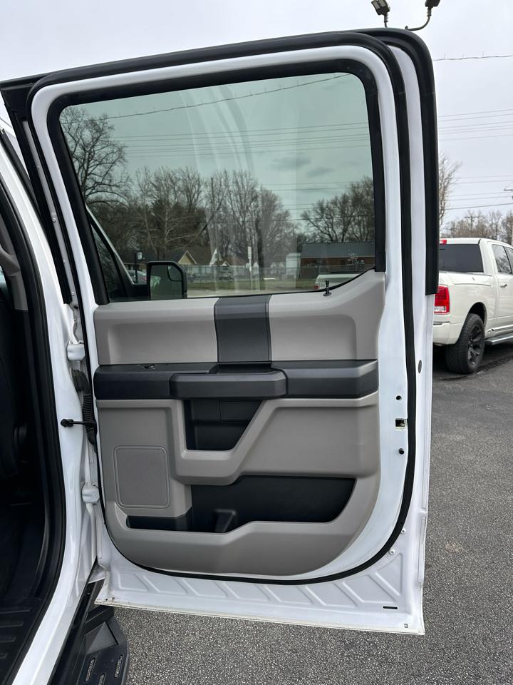 Ford F-150 FX4 4WD 2017