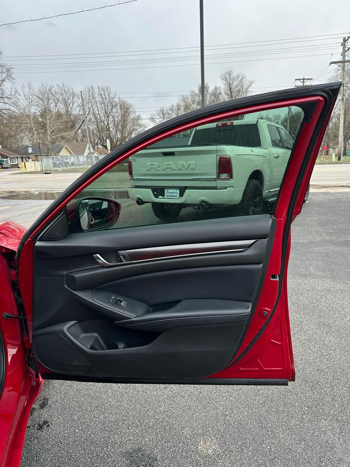 Honda Accord Sport 4D Sedan 1.5L at 2018