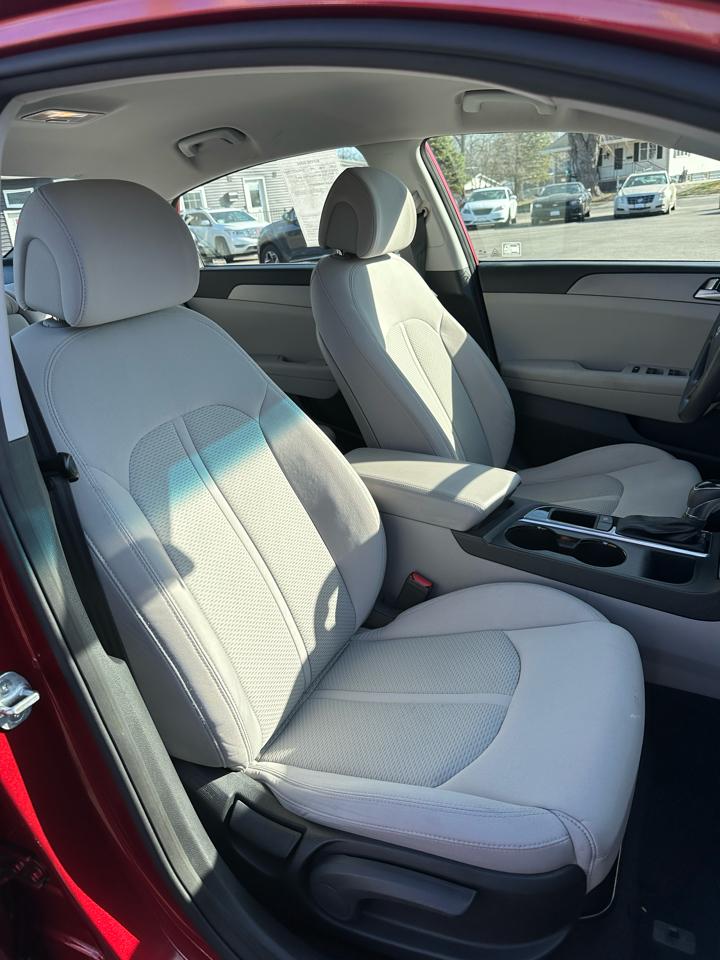 Hyundai Sonata SE 2015