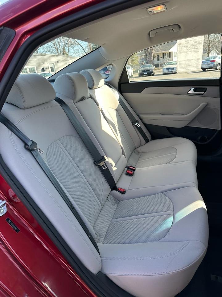 Hyundai Sonata SE 2015