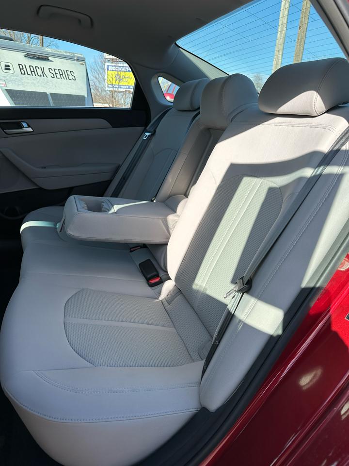 Hyundai Sonata SE 2015