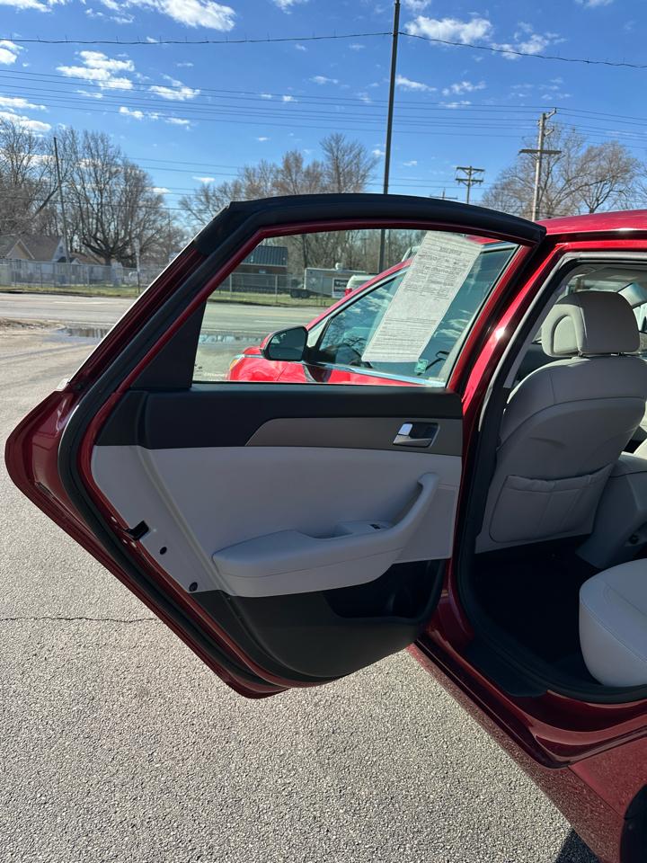 Hyundai Sonata SE 2015