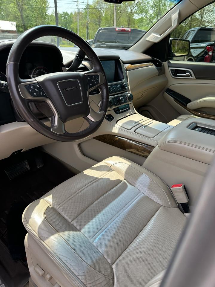 GMC Yukon XL Denali 4WD 2016