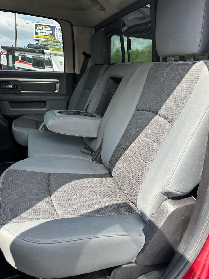 RAM 1500 SLT Crew Cab SWB 4WD 2014