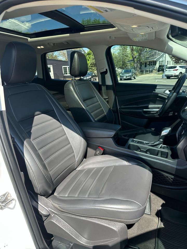 Ford Escape SEL 4WD 2019