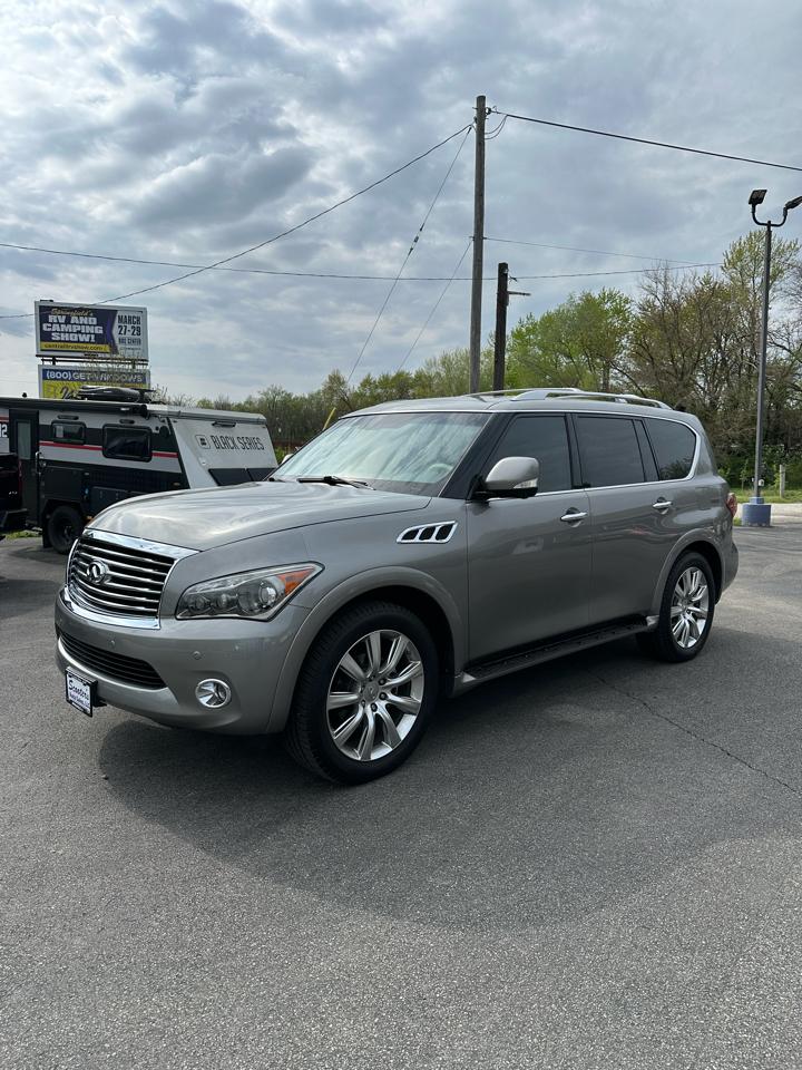 Infiniti QX56 4WD 2013