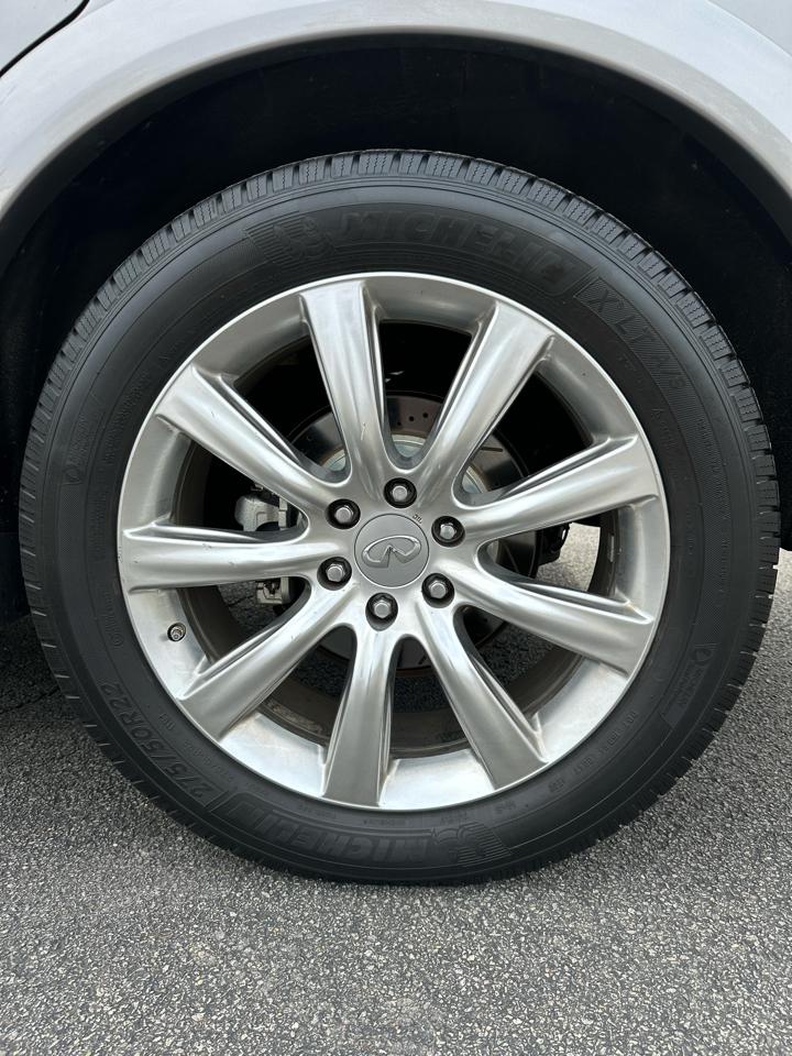 Infiniti QX56 4WD 2013